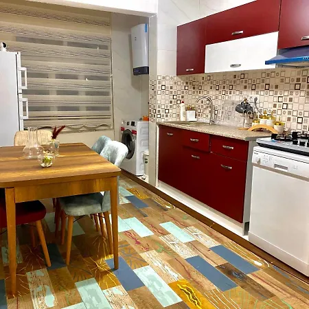 Jazzy Homes Top Class,100 Mb Fast Internet Apartment
